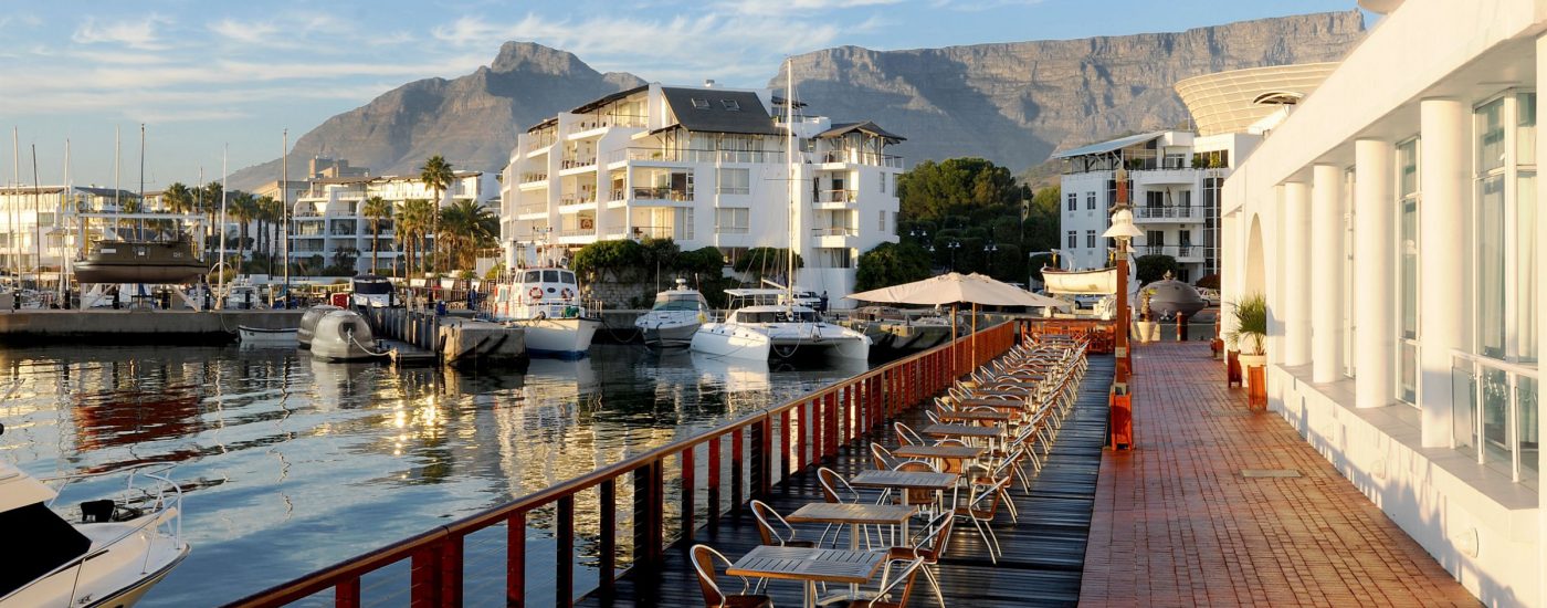 radisson-blu-waterfront-boardwalk3